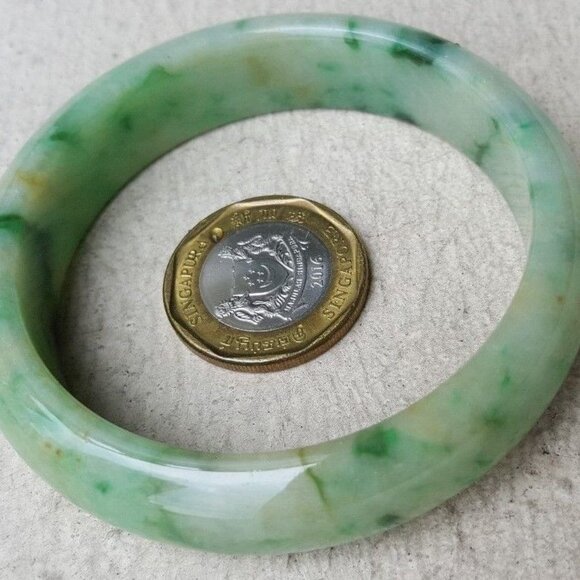 Certified Type A Jadeite Bangle 100% Natural Grade A Jade Green Yellow Dot 56mm - Picture 3 of 11